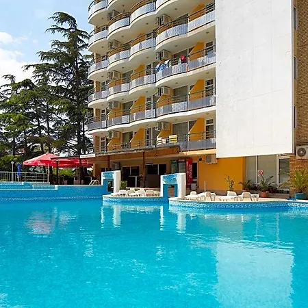 Hotel Yantra 3*
